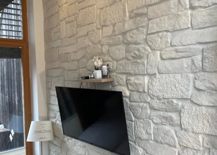 Obsidian & Pearl * كْرانْيِسكا غورا